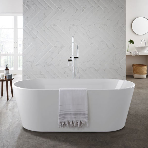 freestanding bath