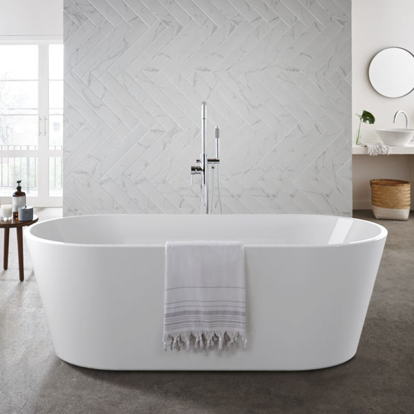 freestanding bath