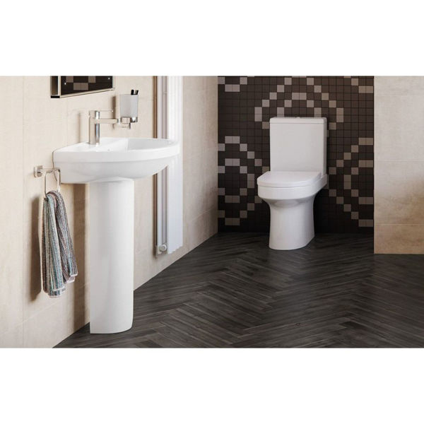 Picture of <3 Iris 4-Piece Ceramics Suite